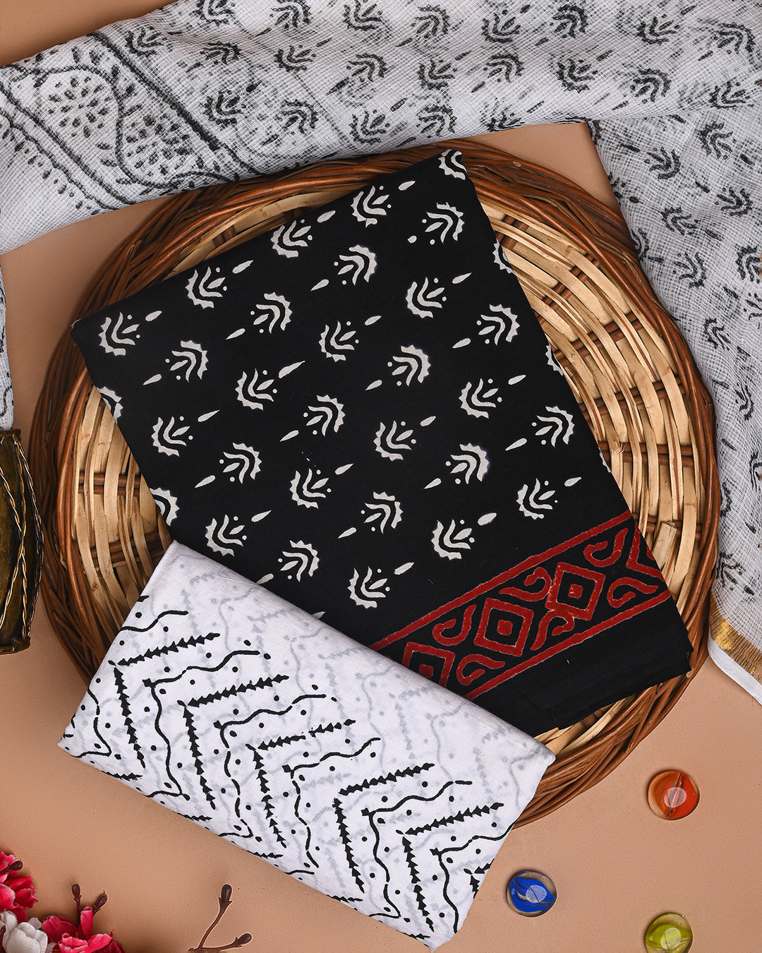 Premium Black and White Sanganeri Print Cotton Suit With Kota Doria Dupatta (EACOTKO52)
