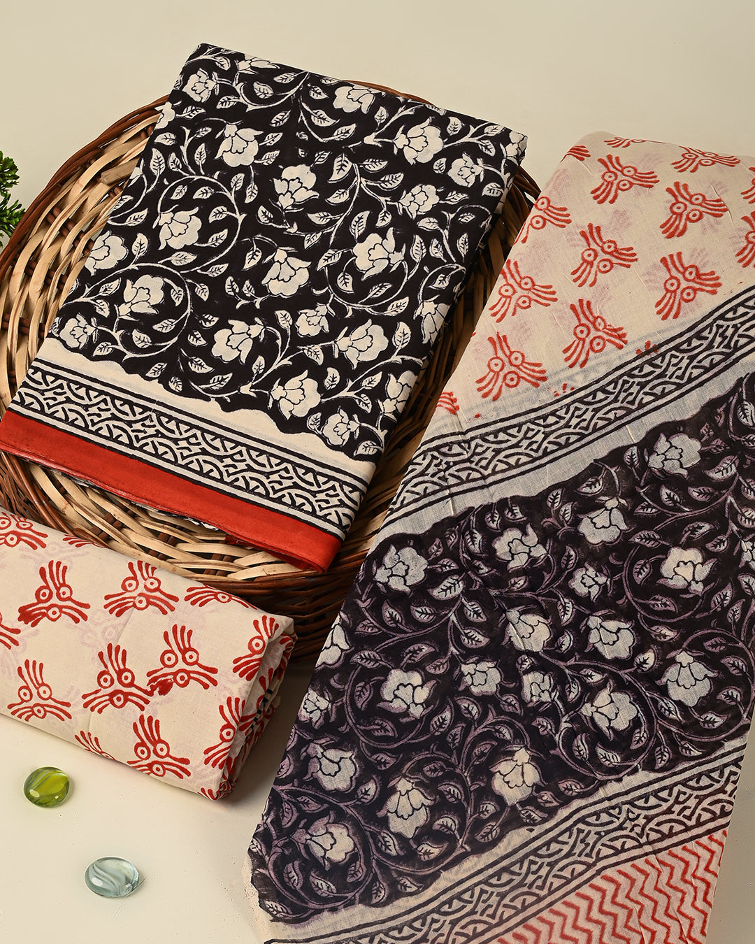 Traditional Sanganeri Printed Cotton Suit With Cotton Dupatta (BSCOTMU106)