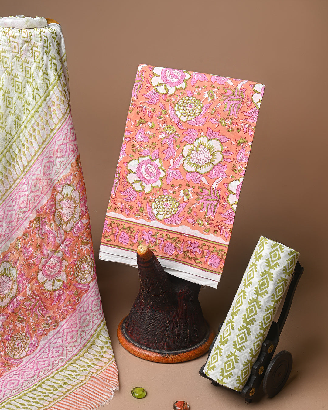 Premium Peach Sanganeri Cotton Suit With Chiffon Dupatta (EACOTCH14)