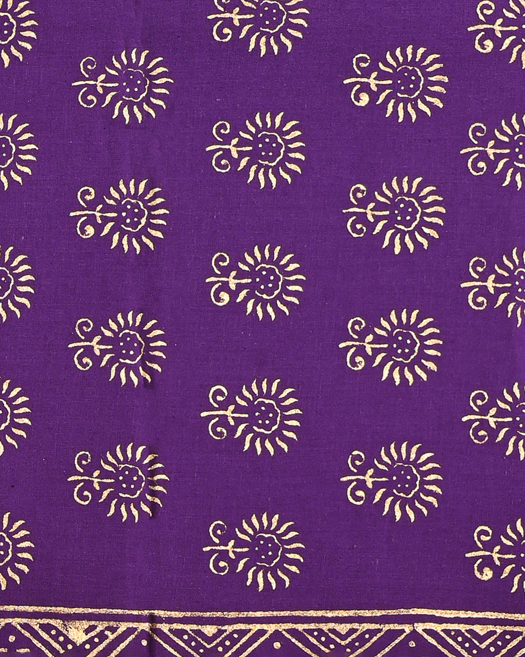 Traditional Purple  Cotton Suit With Cotton Dupatta(EACOTMU49)