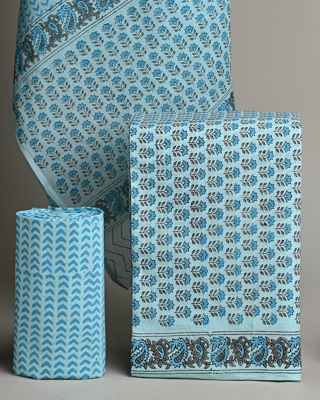 Traditional Blue Hand Painted Cotton Suit With Cotton Dupatta (EACOTMU56)