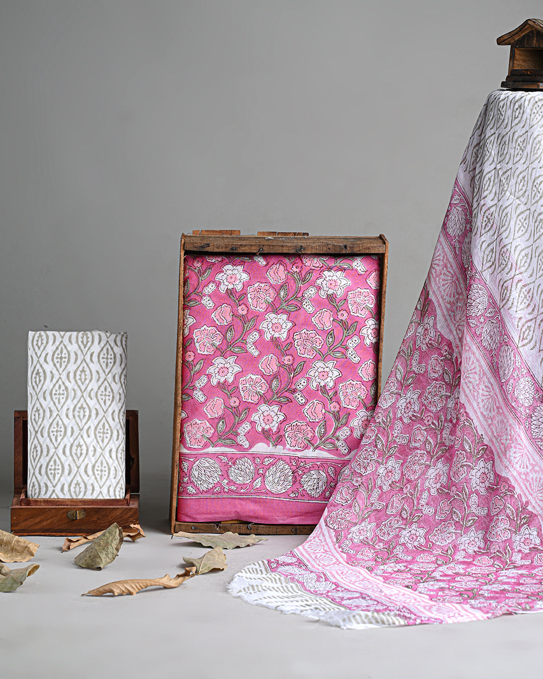 Premium Pink With White Floral Sanganeri Print Cotton Suit With Chiffon Dupatta (BSCOTCH31)