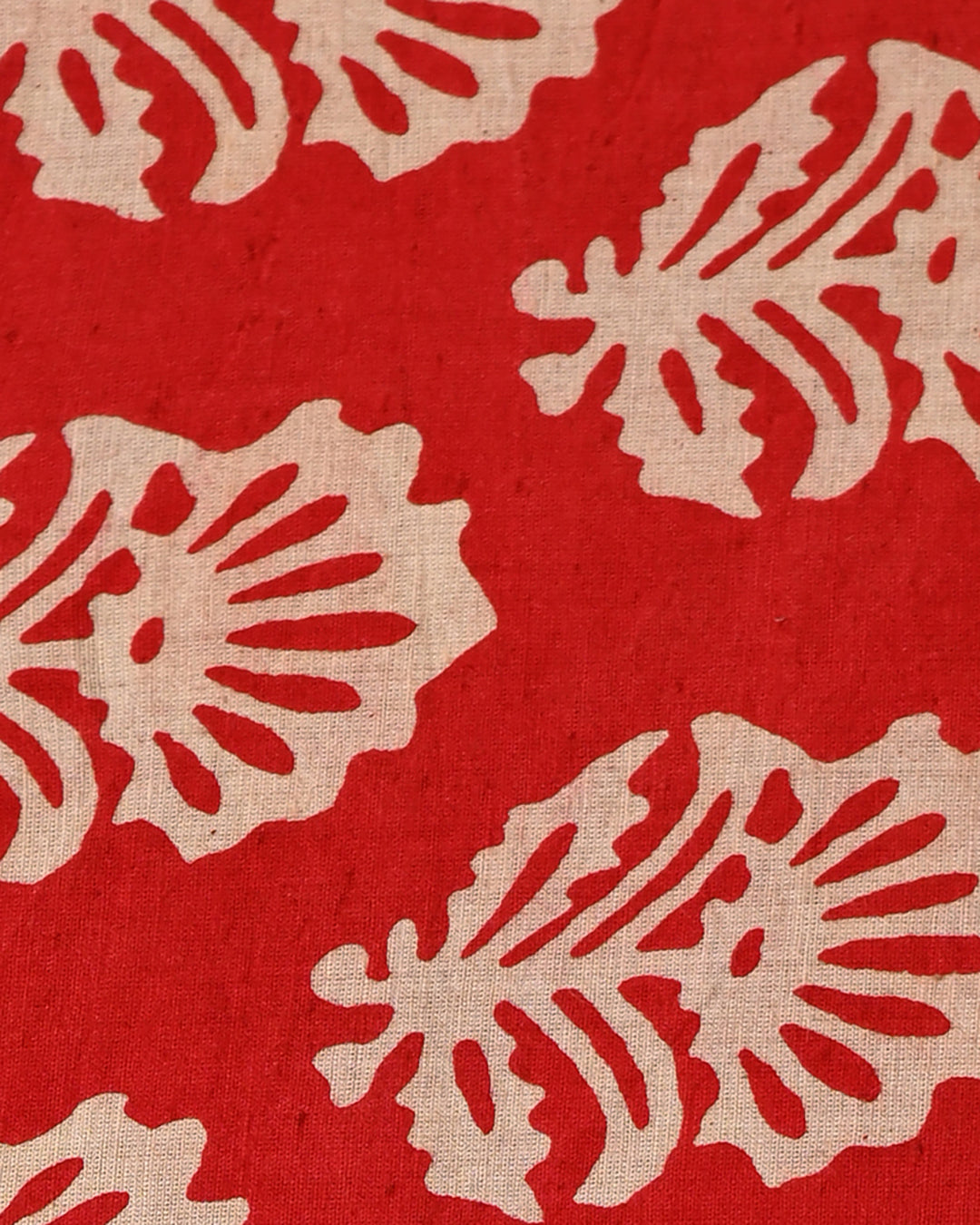 Exclusive Red  Floral Print Cotton Suit With Cotton Dupatta EACOTMU57