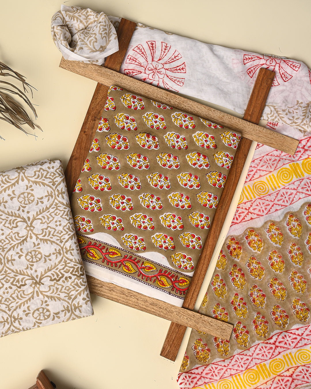 Exclusive Brown Cotton Suit With Cotton Dupatta(EACOTMU34)