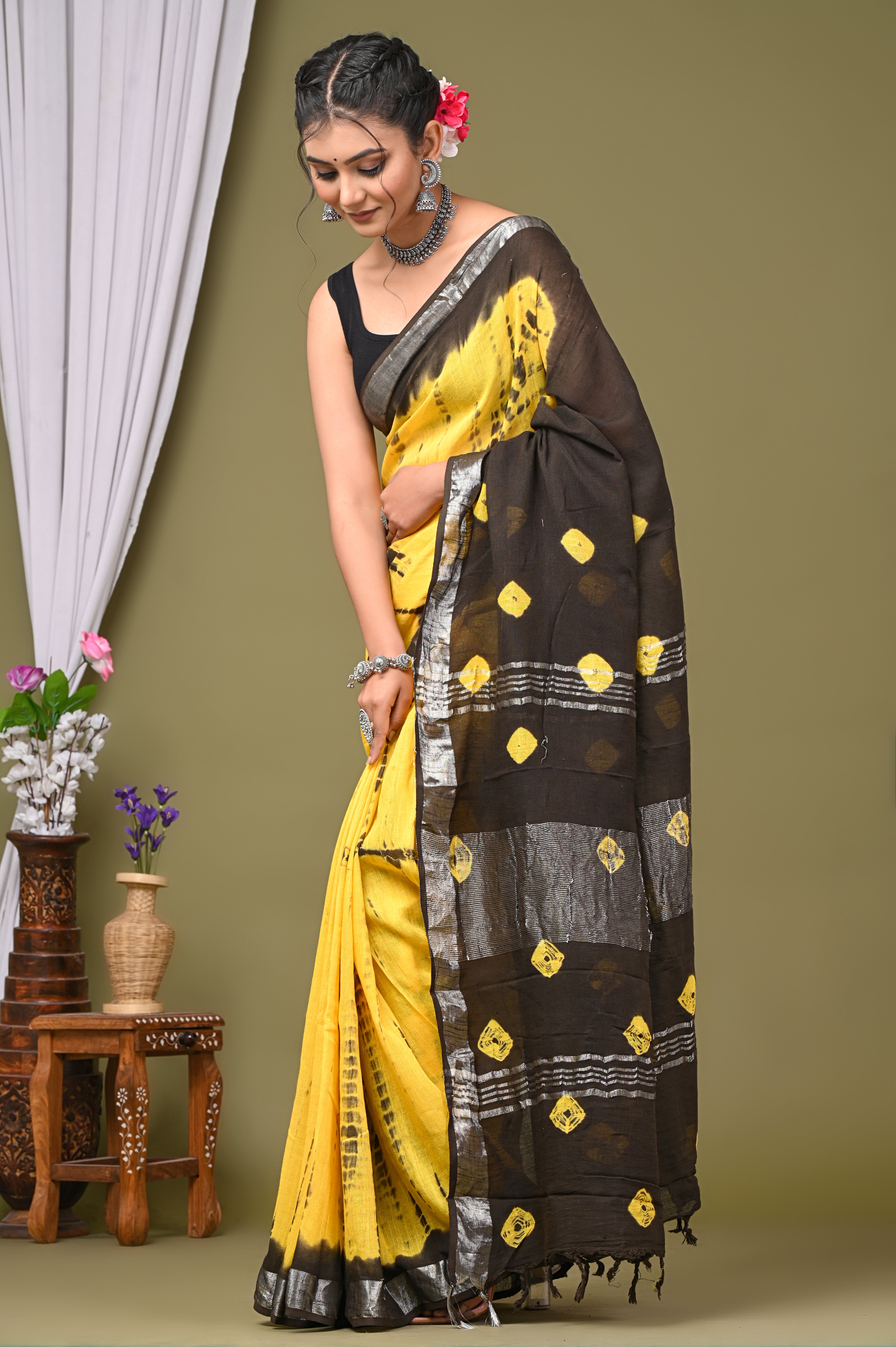 Premium Yellow and Black Sanganeri  Print Lilen Saree EALICS09