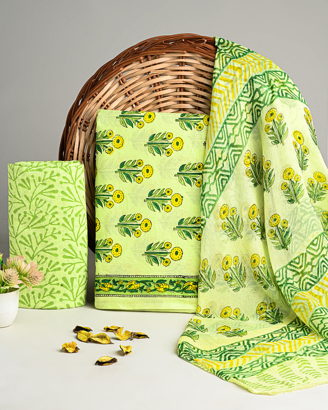 New Exclusive Green Booti  Printed Cotton Suit With Chiffon Dupatta  COCOTCH11
